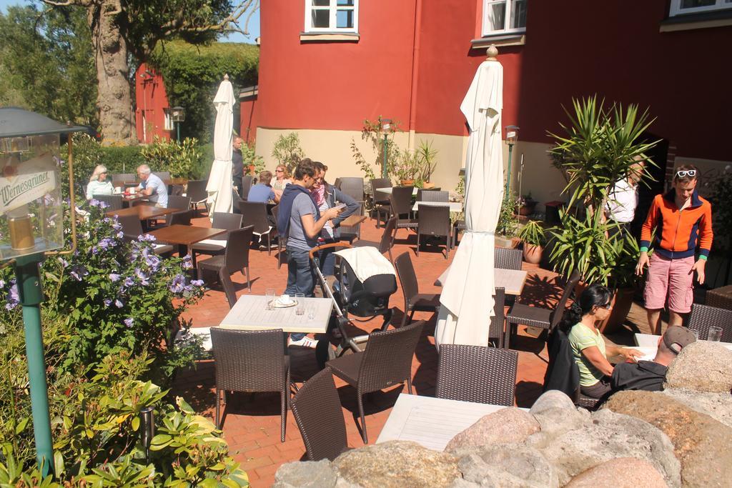 Hotel Schloss Spyker Glowe Exterior foto